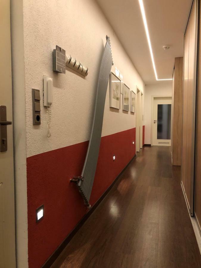 Calm Spacy Room, Own Modern Bath, Near Center, To 1 Person Or A Couple - Not Suitable For Craftsmen, Not Accepted - Privatly Rented Norimberga Esterno foto